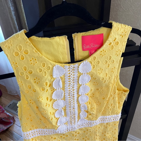 Eyelet Sleeveless Dress - Picture 3 of 3